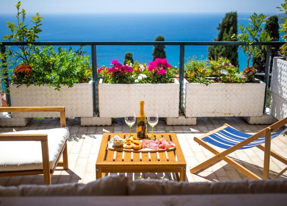 hurahomes chisiamo hosted 01